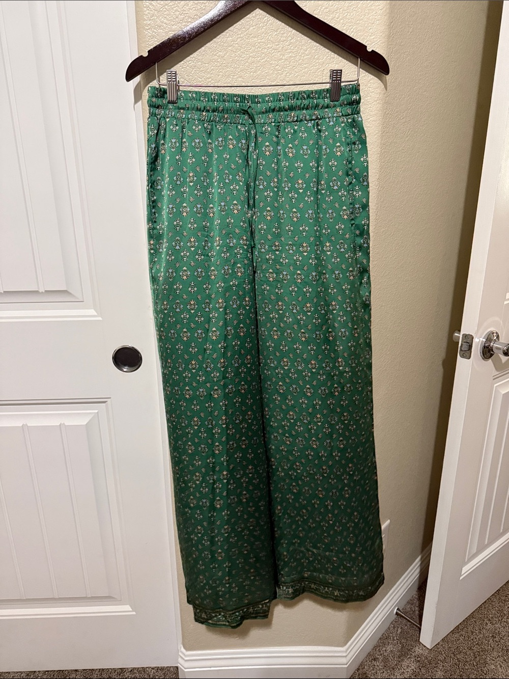 Max Studio Green Printed Men's Dress Pants with Drawstring Waist